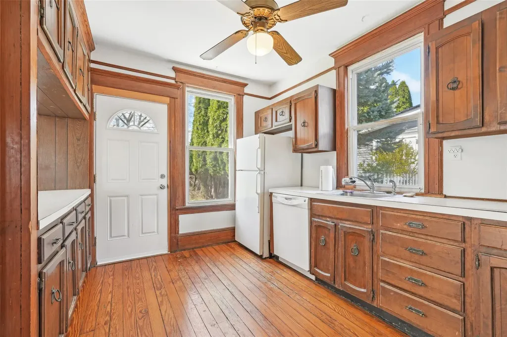 18 Edward Street Sparkill NY 10976