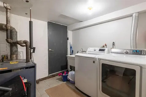 246-31 87 Avenue Bellerose NY 11426