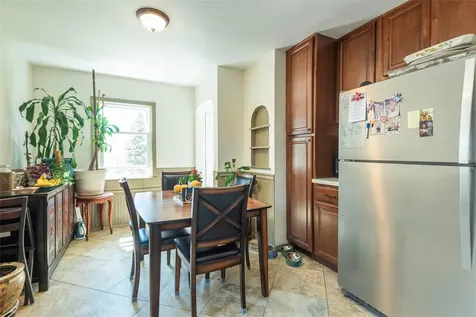 246-31 87 Avenue Bellerose NY 11426