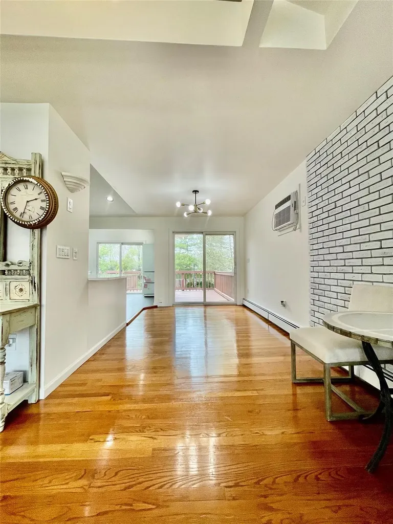 69 Fulton Boulevard Commack NY 11725