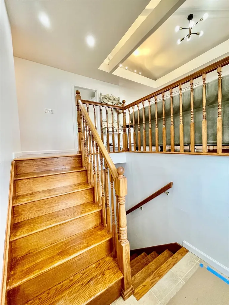 69 Fulton Boulevard Commack NY 11725