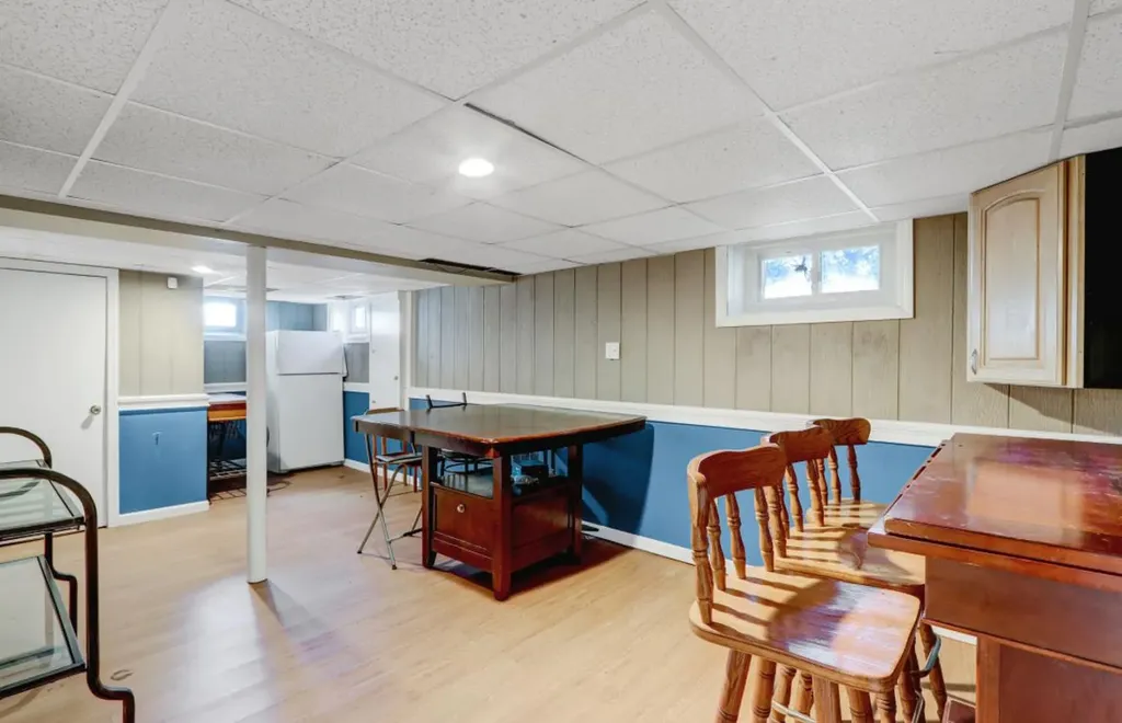 689 Nicolls Road Deer Park NY 11729
