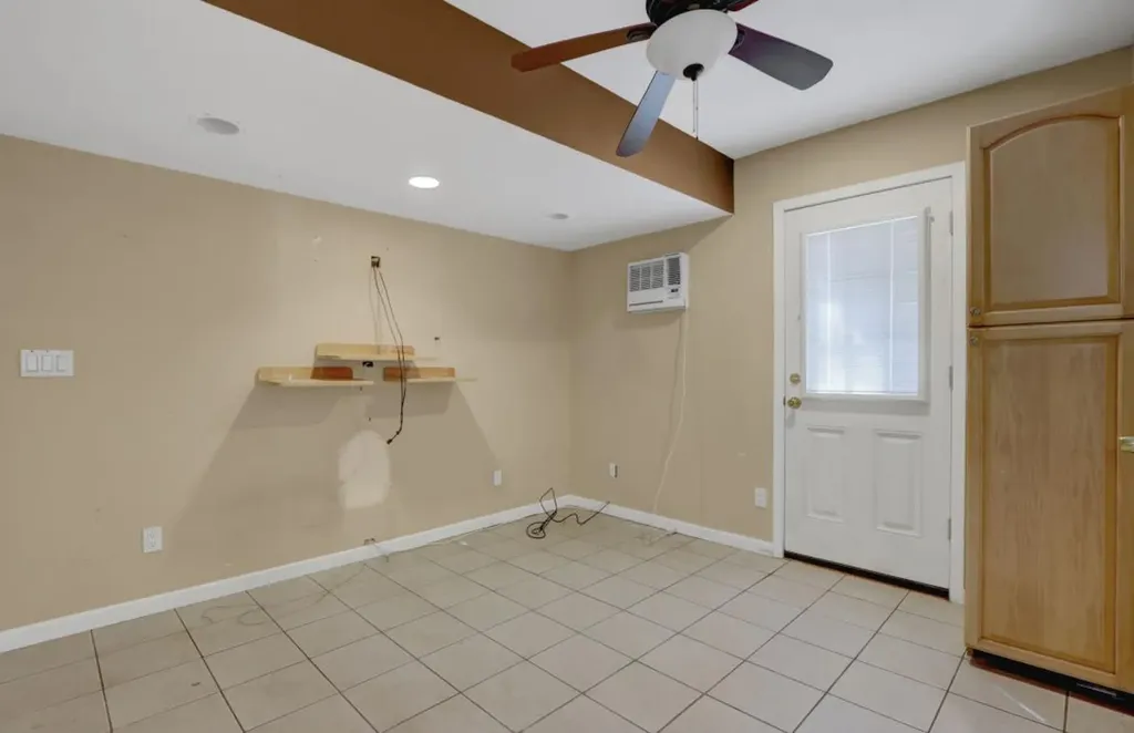689 Nicolls Road Deer Park NY 11729