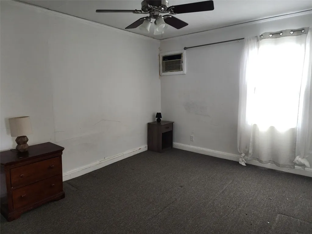 24 Standish Road Valley Stream NY 11580