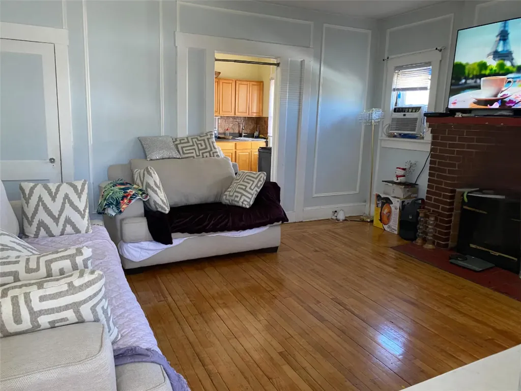 315 Jessamine Avenue Yonkers NY 10701