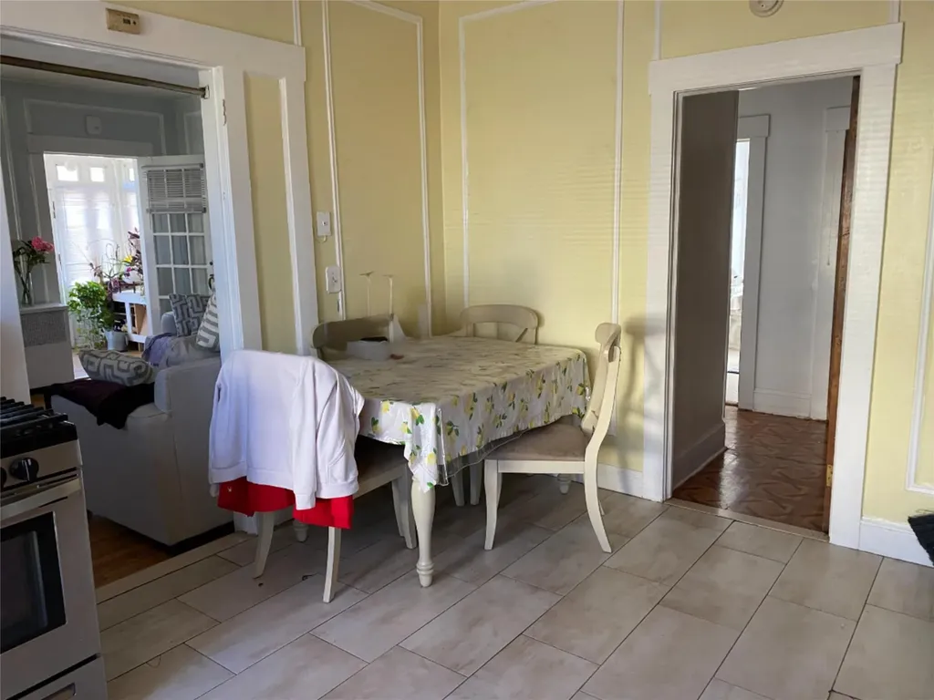 315 Jessamine Avenue Yonkers NY 10701