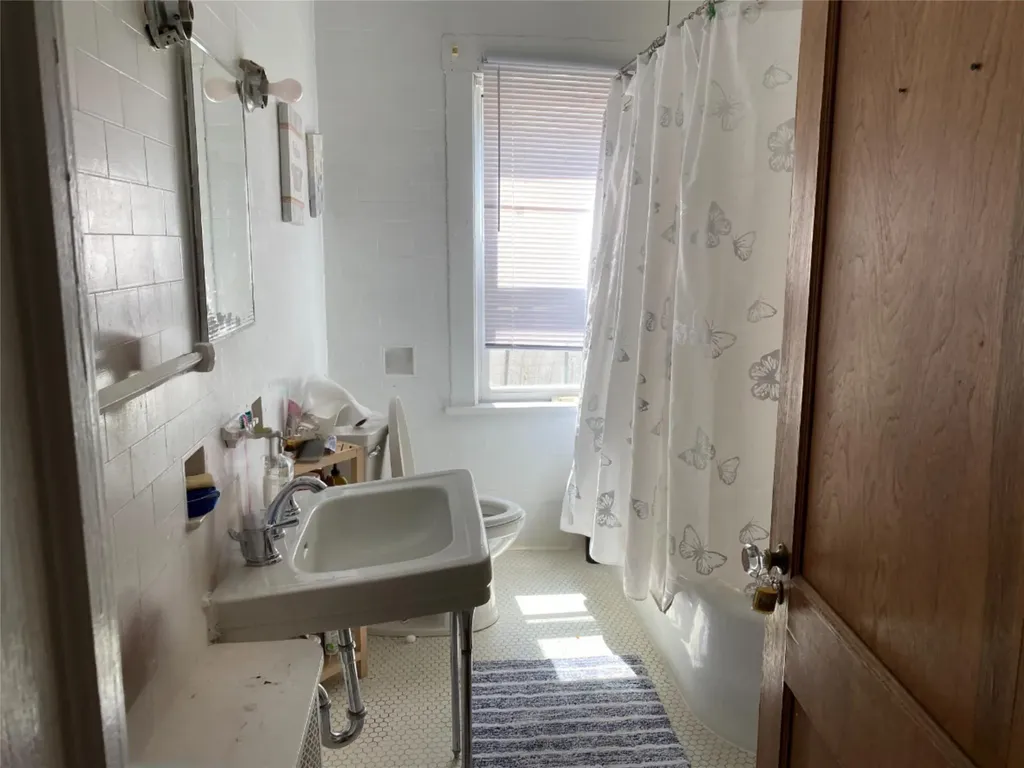 315 Jessamine Avenue Yonkers NY 10701