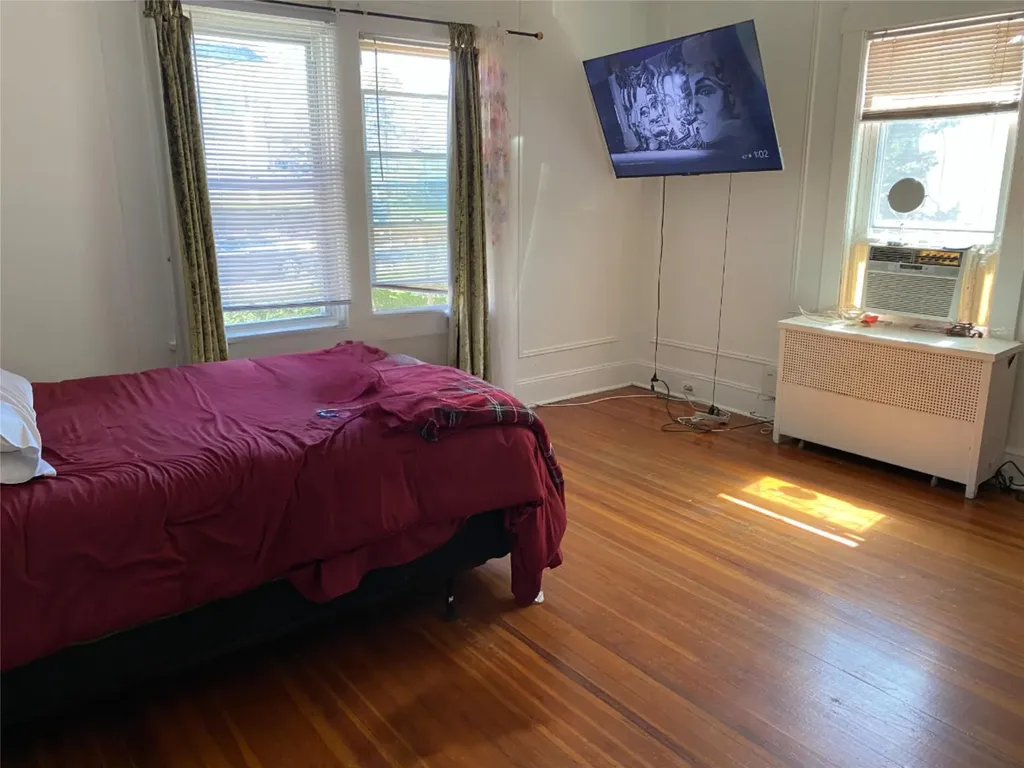 315 Jessamine Avenue Yonkers NY 10701