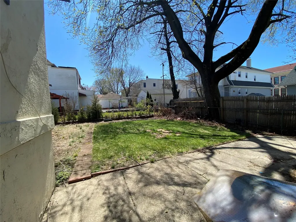315 Jessamine Avenue Yonkers NY 10701