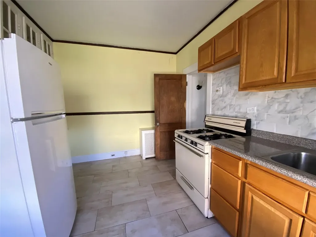 315 Jessamine Avenue Yonkers NY 10701
