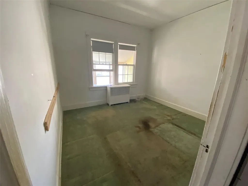 315 Jessamine Avenue Yonkers NY 10701