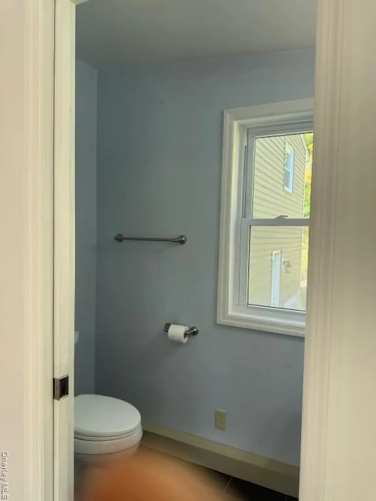 7 Broadview Road Poughkeepsie NY 12603