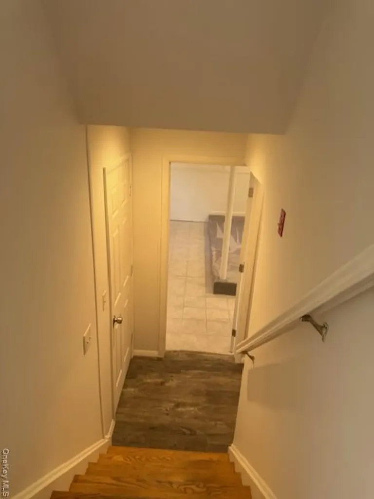 7 Broadview Road Poughkeepsie NY 12603