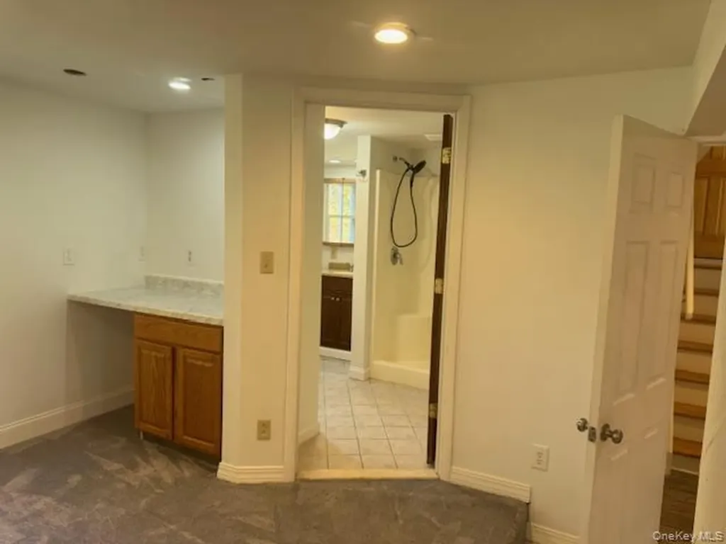 7 Broadview Road Poughkeepsie NY 12603