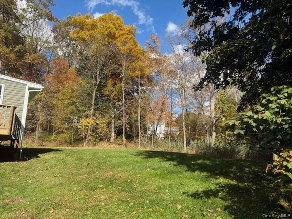 7 Broadview Road Poughkeepsie NY 12603