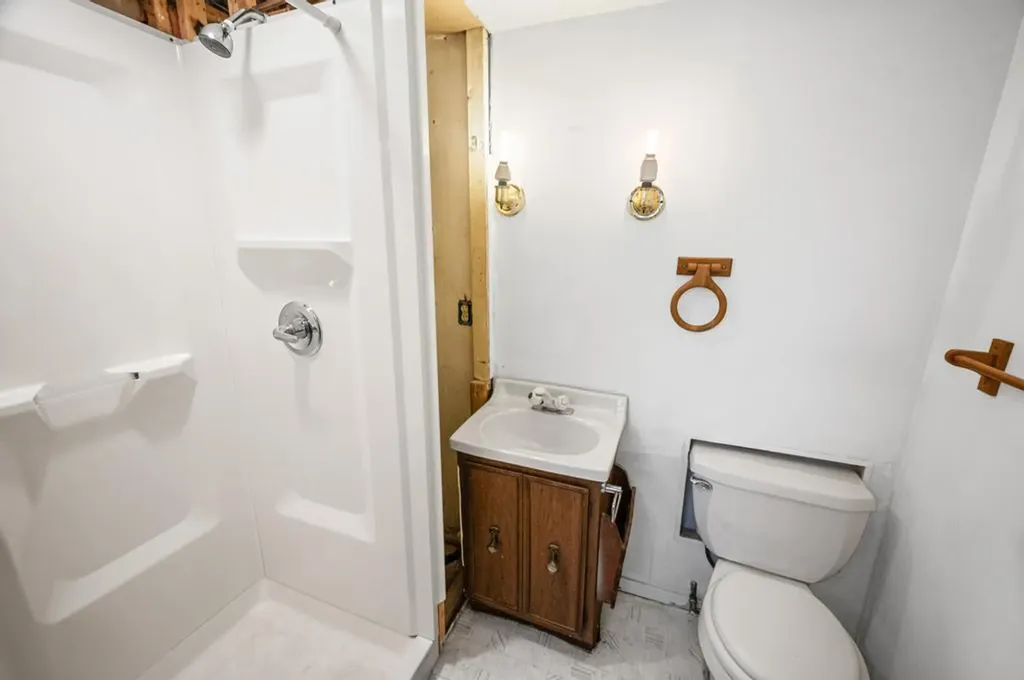 25 Pine Hill Lane Dix Hills NY 11746