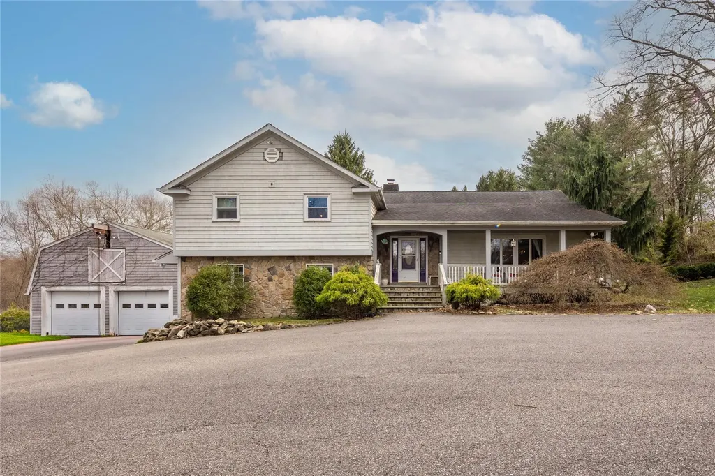 14 Hilltop Road Katonah NY 10536