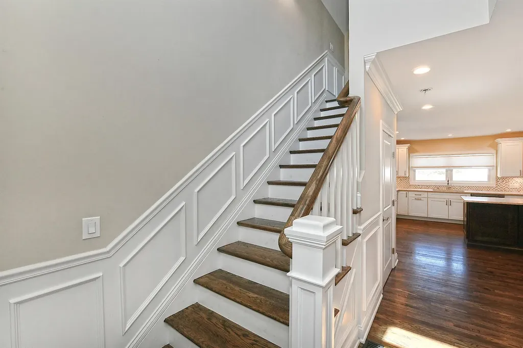 17 2nd Street Islip NY 11751