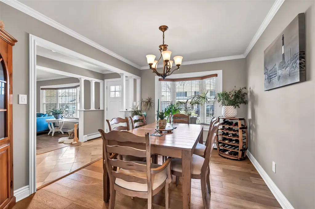 76 Sequoia Way Holbrook NY 11741