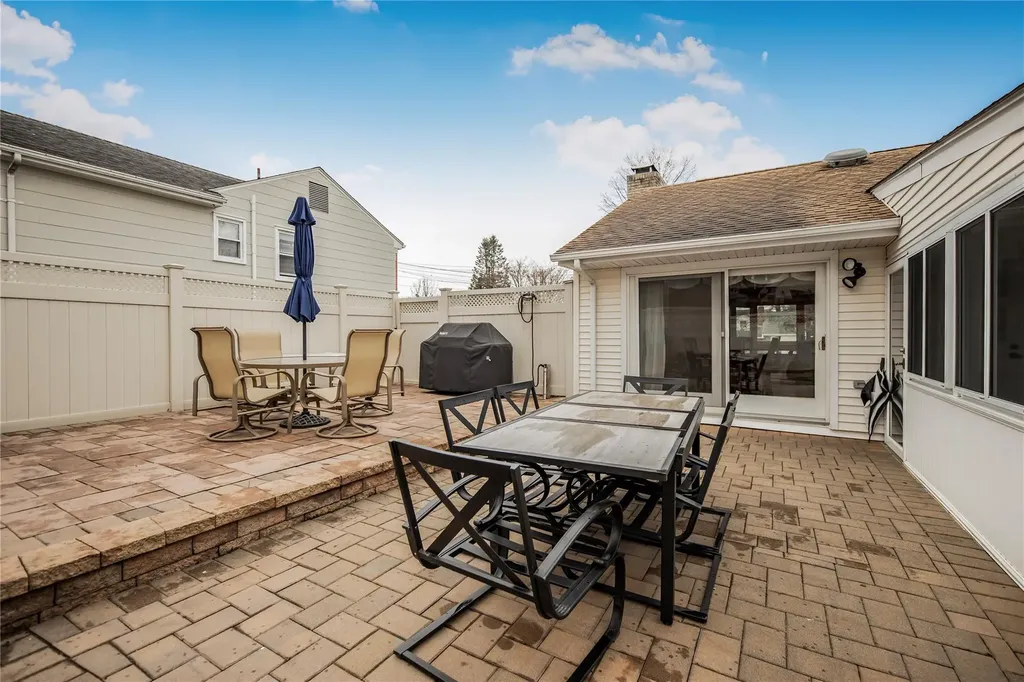 4 Ann Place Valhalla NY 10595