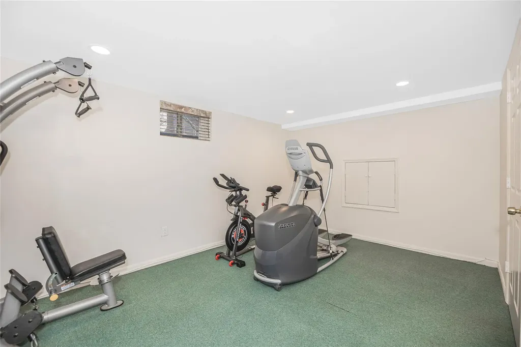 4 Ann Place Valhalla NY 10595
