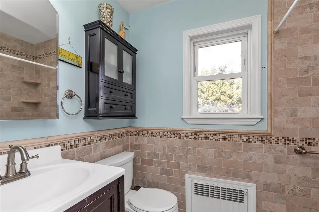 1046 Stewart Avenue Bethpage NY 11714