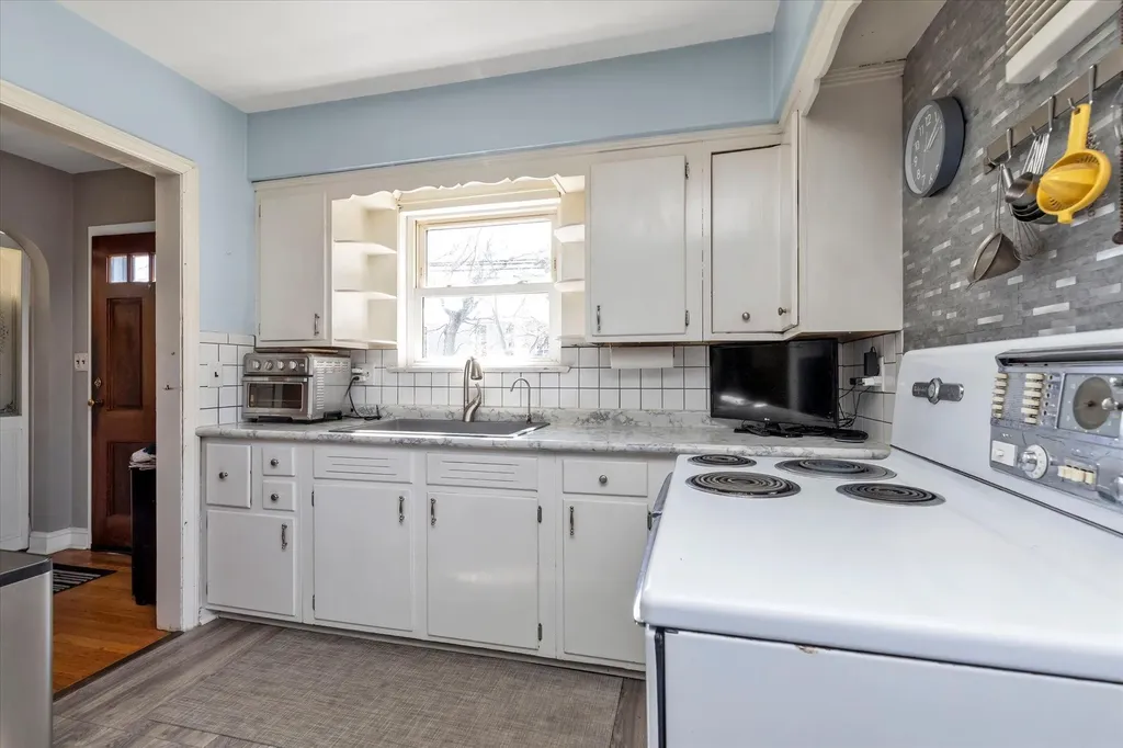 1046 Stewart Avenue Bethpage NY 11714