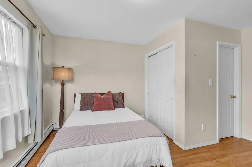 61 Eatondale Avenue Blue Point NY 11715