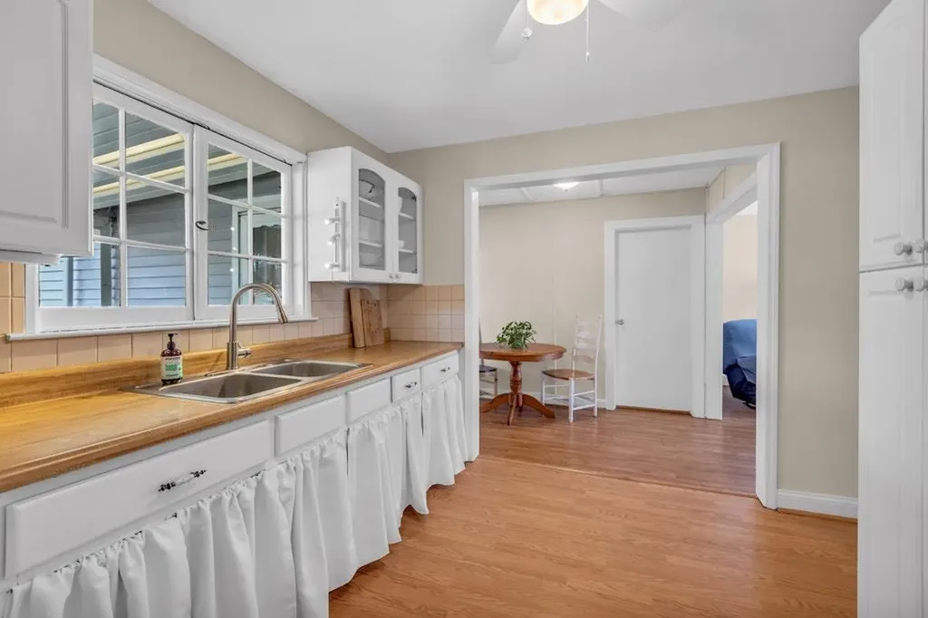 61 Eatondale Avenue Blue Point NY 11715