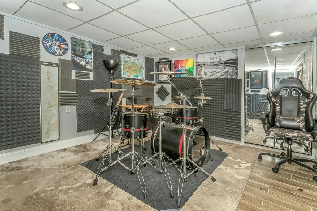1124 14th Street West Babylon NY 11704