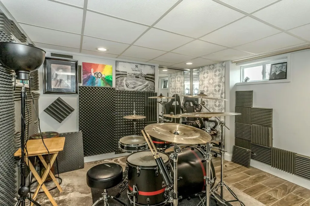 1124 14th Street West Babylon NY 11704