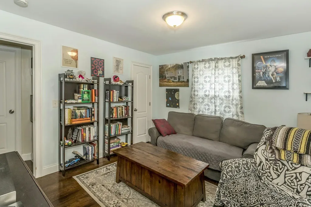 1124 14th Street West Babylon NY 11704