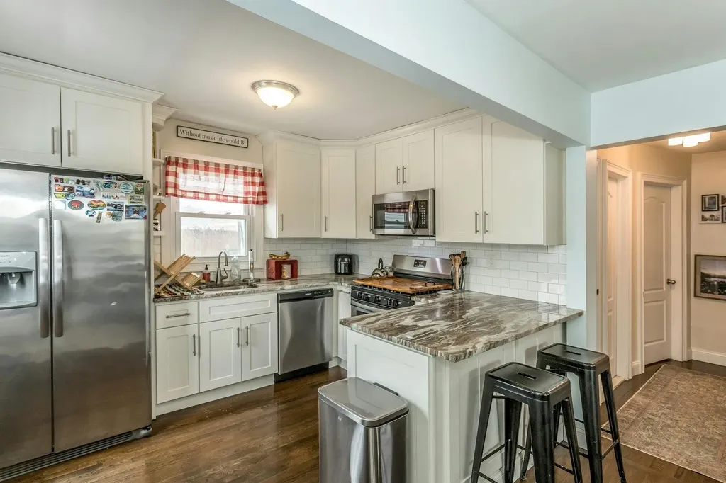 1124 14th Street West Babylon NY 11704