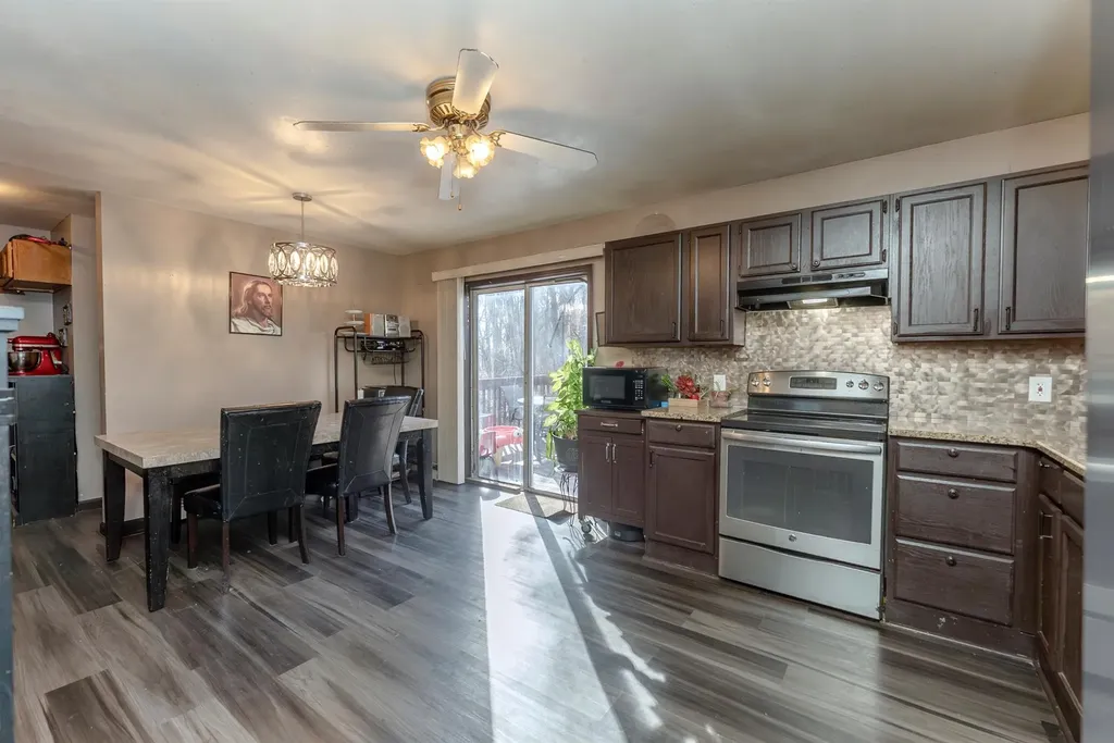 27 Dandelion Lane Wallkill NY 12589