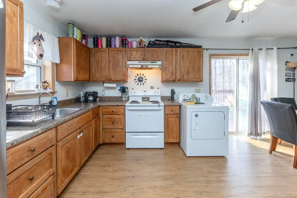 27 Dandelion Lane Wallkill NY 12589