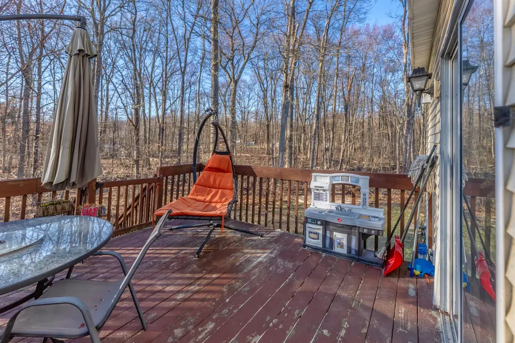 27 Dandelion Lane Wallkill NY 12589