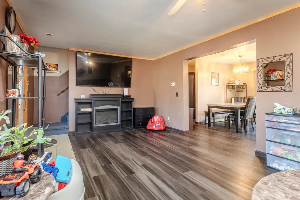 27 Dandelion Lane Wallkill NY 12589