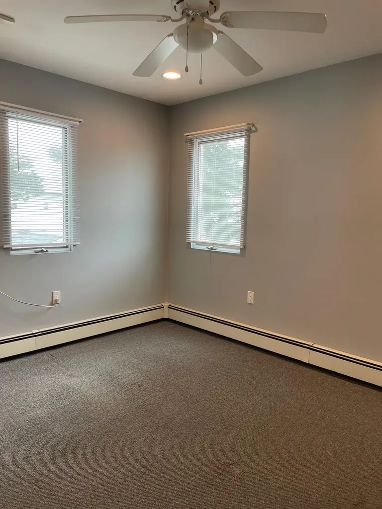 19 Daisy Lane Levittown NY 11756