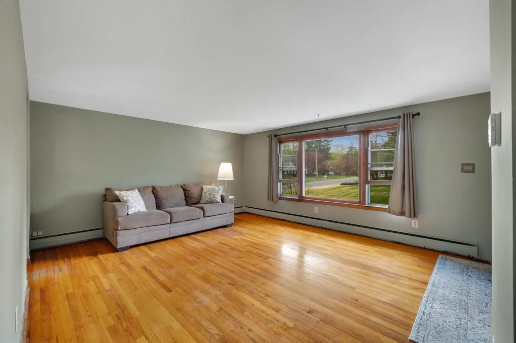 43 Rose Place Central Valley NY 10917