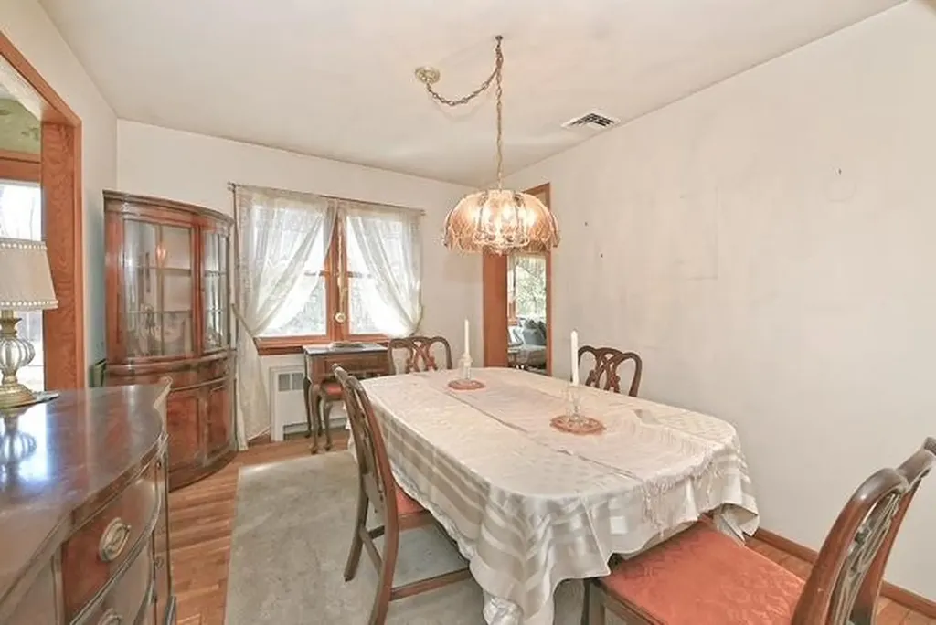 2026 Decker Avenue Merrick NY 11566