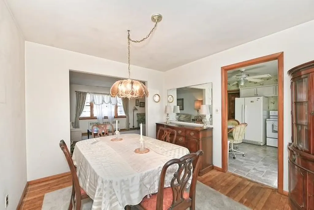 2026 Decker Avenue Merrick NY 11566