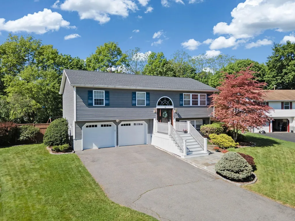 12 Sycamore Drive Montgomery NY 12549