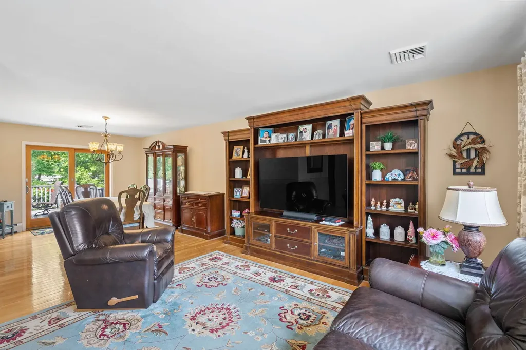 12 Sycamore Drive Montgomery NY 12549