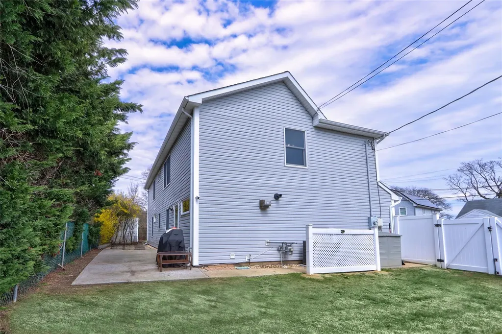263 Chance Drive Oceanside NY 11572