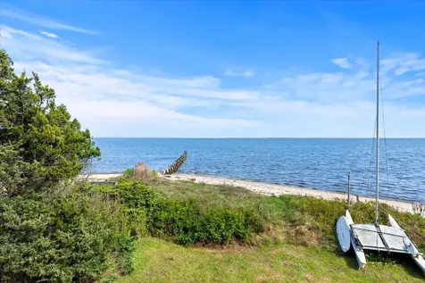 4 Shore Road Bellport Village NY 11713