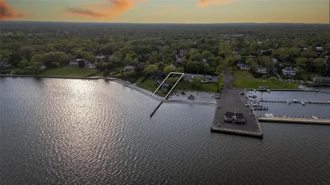 4 Shore Road Bellport Village NY 11713