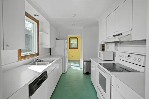 4 Shore Road Bellport Village NY 11713