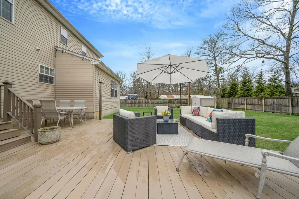 9 Jeanatta Avenue Mastic NY 11950