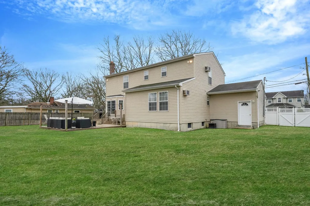 9 Jeanatta Avenue Mastic NY 11950