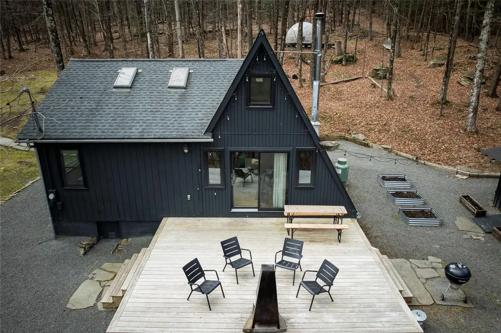 44 Smith Lane Grahamsville NY 12740